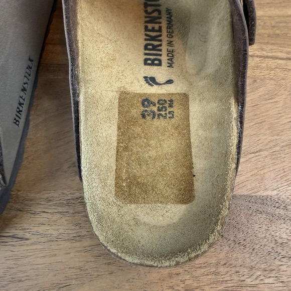 New NWOB Womens Birkenstock Arizona Brown Leather Comfort Slides Sandals Size 39 - Picture 11 of 11